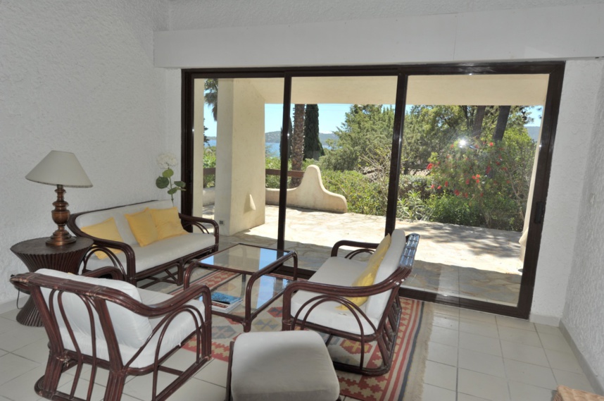 DOMAINE PRIVÉ DE CALA ROSSA, à 100m. à pied de la plage: Villa T-5 TRÉS BELLE VUE MER ET PISCINABLE. DOMAINE PRIVÉ DE CALA ROSSA, à 100m. à pied de la plage: Villa T-5 TRÉS BELLE VUE MER ET PISCINABLE.