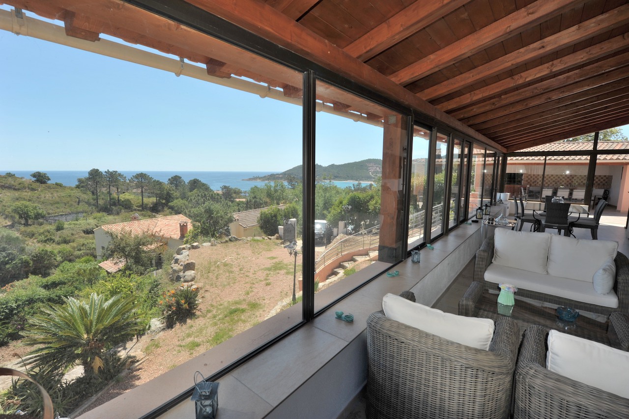 Favone: Villa T-5 VUE MER PANORAMIQUE et COMPLÈTEMENT RÉNOVÉE, à 700m. de la plage à pieds. Favone: Villa T-5 VUE MER PANORAMIQUE et COMPLÈTEMENT RÉNOVÉE, à 700m. de la plage à pieds.