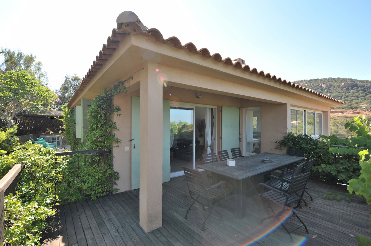 Entre St Cyprien et Pinarello, Villa T-5 VUE MER avec PISCINE et POOL-HOUSE. Entre St Cyprien et Pinarello, Villa T-5 VUE MER avec PISCINE et POOL-HOUSE.