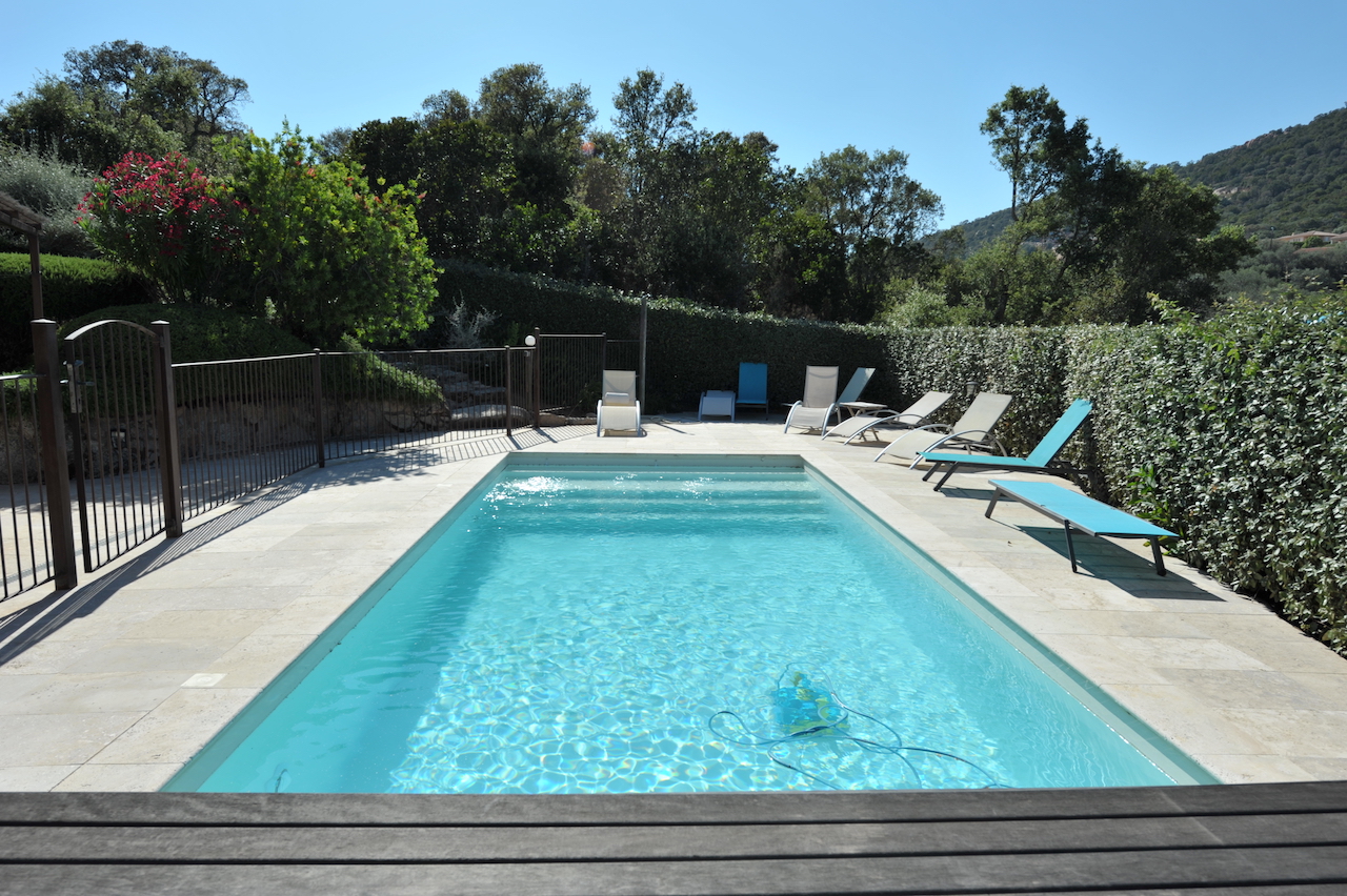 Entre St Cyprien et Pinarello, Villa T-5 VUE MER avec PISCINE et POOL-HOUSE. Entre St Cyprien et Pinarello, Villa T-5 VUE MER avec PISCINE et POOL-HOUSE.