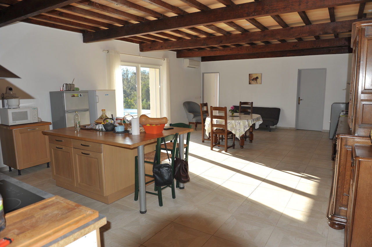 Aghione (secteur Ghisonaccia/Aléria): MAISON EN PIERRE T-5 avec PISCINE dans PROPRIÉTÉ DE 4 HECTARES. Aghione (secteur Ghisonaccia/Aléria): MAISON EN PIERRE T-5 avec PISCINE dans PROPRIÉTÉ DE 4 HECTARES.
