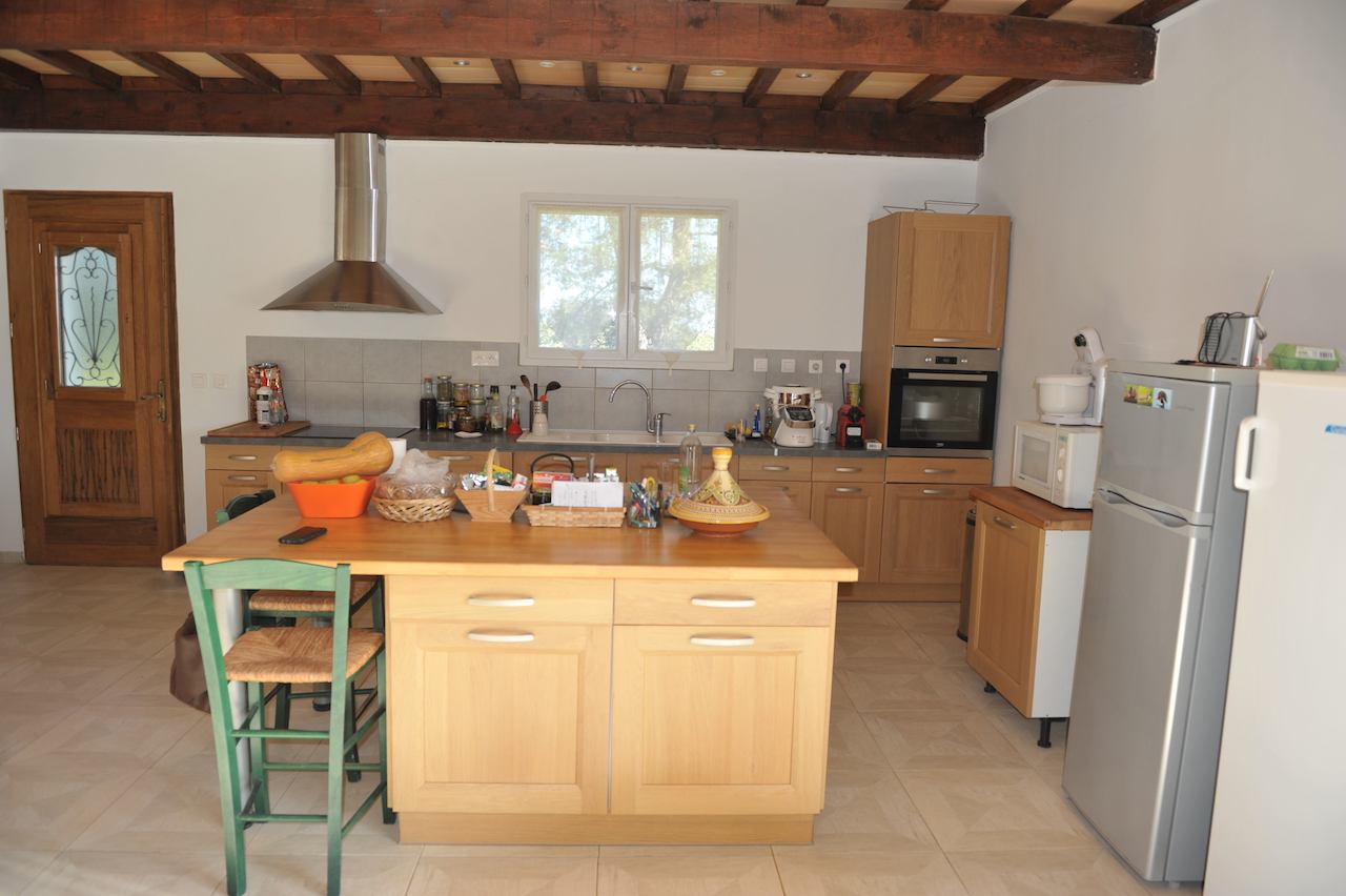Aghione (secteur Ghisonaccia/Aléria): MAISON EN PIERRE T-5 avec PISCINE dans PROPRIÉTÉ DE 4 HECTARES. Aghione (secteur Ghisonaccia/Aléria): MAISON EN PIERRE T-5 avec PISCINE dans PROPRIÉTÉ DE 4 HECTARES.