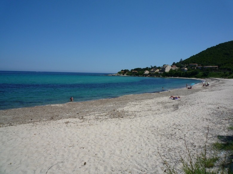 plage de Tarco à moins de 300 m. plage de Tarco à moins de 300 m.