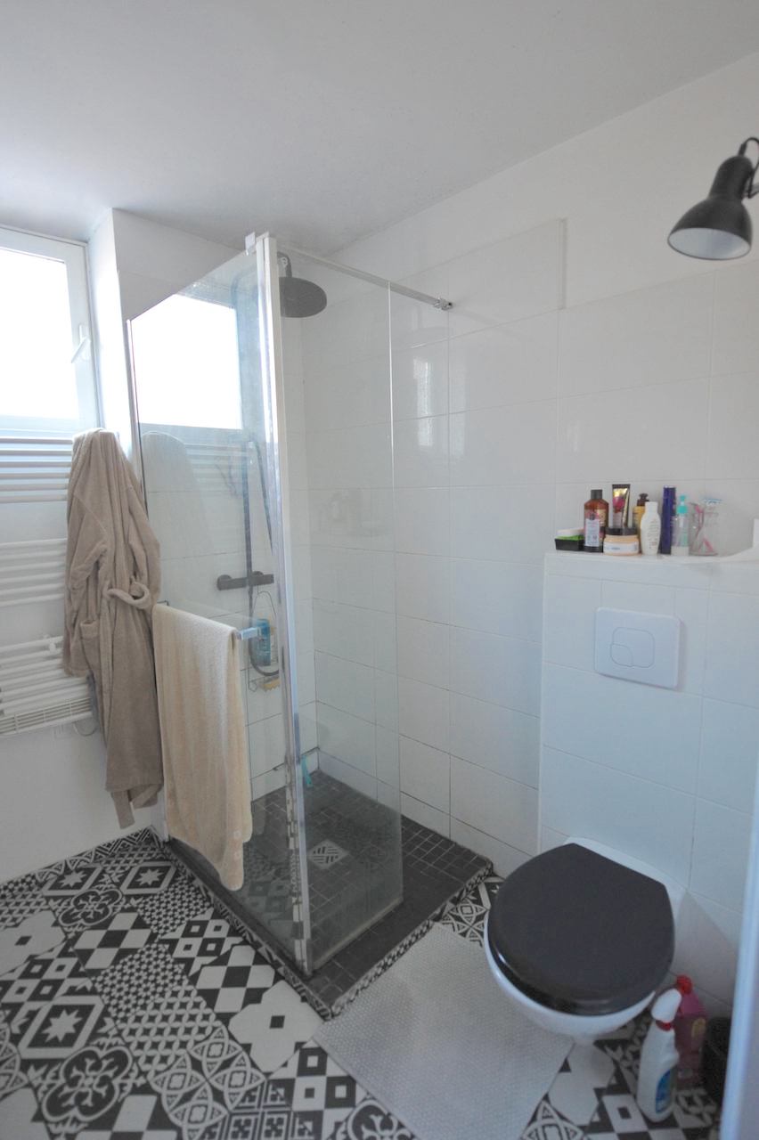 Trinité de Porto-Vecchio: BEL APPARTEMENT T-3 lumineux en PARFAIT ÉTAT. Trinité de Porto-Vecchio: BEL APPARTEMENT T-3 lumineux en PARFAIT ÉTAT.