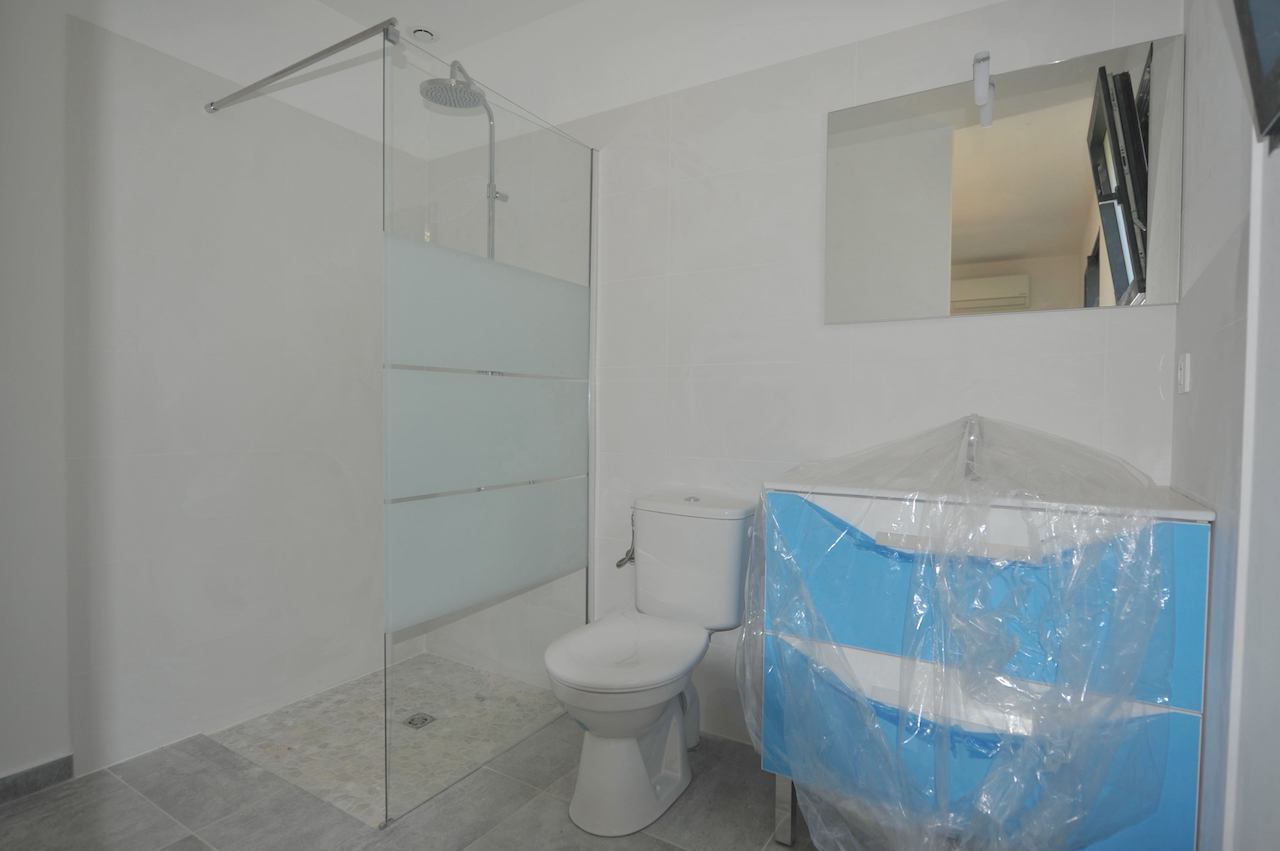 Ste Lucie de porto-Vecchio, à moins de 2 min. de la plage de Fautéa: VILLA T-4 NEUVE de plain-pied + niveau GARAGE. Ste Lucie de porto-Vecchio, à moins de 2 min. de la plage de Fautéa: VILLA T-4 NEUVE de plain-pied + niveau GARAGE.