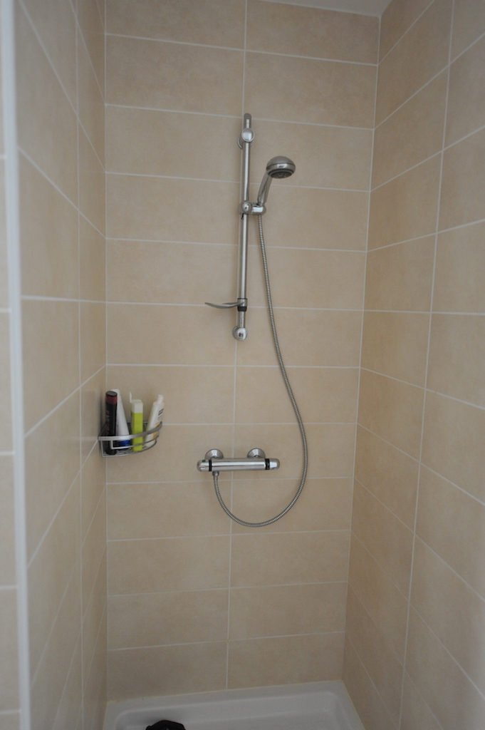 Lecci : Mini-Villa T-3 NEUVE sur 2 niveaux avec GARAGE et TERRAIN PRIVATIF PISCINABLE. Lecci : Mini-Villa T-3 NEUVE sur 2 niveaux avec GARAGE et TERRAIN PRIVATIF PISCINABLE.