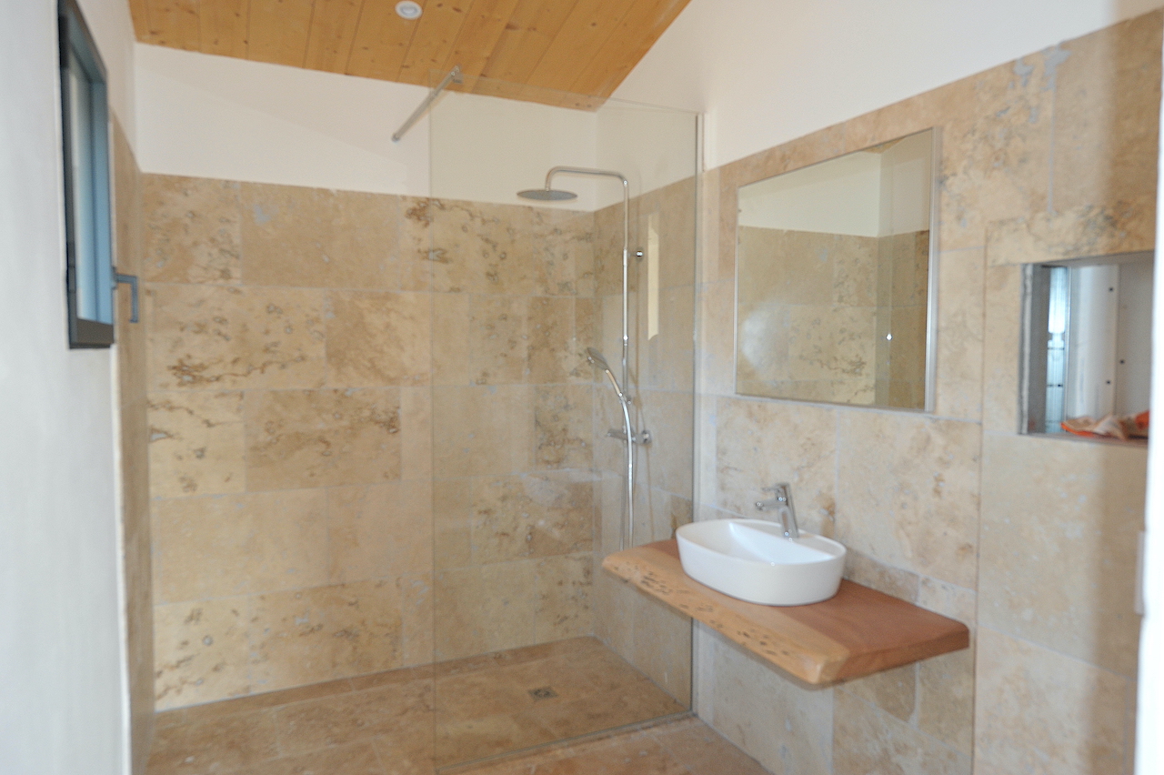 Idéalement placée entre St Cyprien et Pinarello, BERGERIE T-3 NEUVE avec PISCINE et CUISINE d'ÉTÉ sur terrain paysagé (POSSIBILITÉ T-4: ANNEXE CHAMBRE SUPPLÉMENTAIRE). Idéalement placée entre St Cyprien et Pinarello, BERGERIE T-3 NEUVE avec PISCINE et CUISINE d'ÉTÉ sur terrain paysagé (POSSIBILITÉ T-4: ANNEXE CHAMBRE SUPPLÉMENTAIRE).