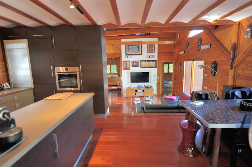 Secteur résidentiel du Salario : MAISON D'ARCHITECTE ossature bois.