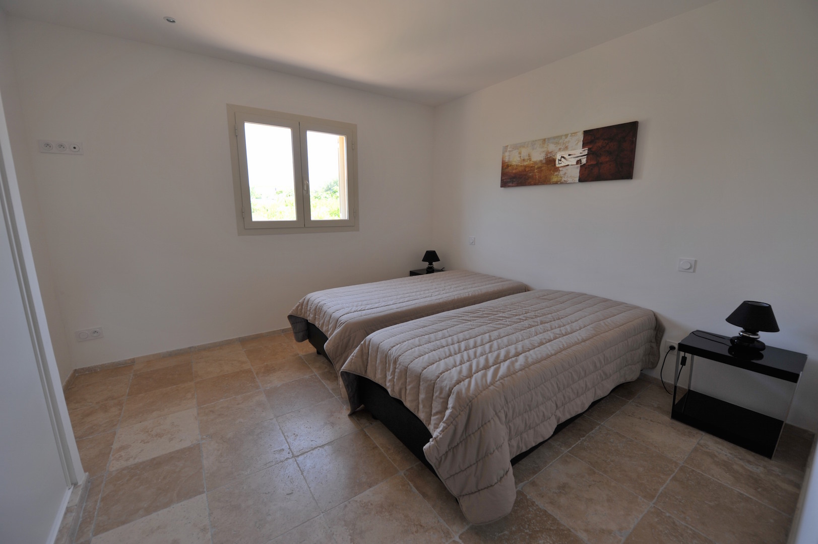 Entre Ste Lucie de Porto-Vecchio et Fautéa: Villa type 3 NEUVE avec option piscine possible.
