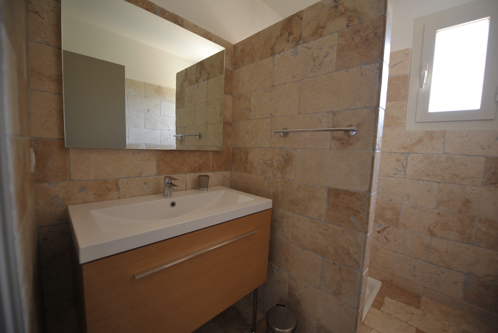 Entre Ste Lucie de Porto-Vecchio et Fautéa: Villa type 3 NEUVE avec option piscine possible.