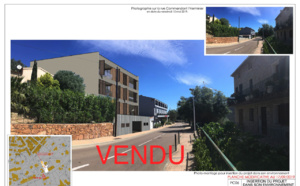 Porto-Vecchio, rue Cdt L'Herminier (PROXIMITÉ IMMÉDIATE du port de plaisance et de la vieille ville): Dans résidence avec garage, GRAND T-3 de STANDING.