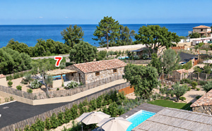 Fautéa — Bergerie vue mer avec piscine et accès privatif à la plage