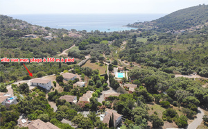 Tarco: A 300m. de la plage à pied, VILLA RÉCENTE T-4 TRÈS BELLE VUE MER ET MONTAGNE, studio en rez-de jardin, PISCINABLE.